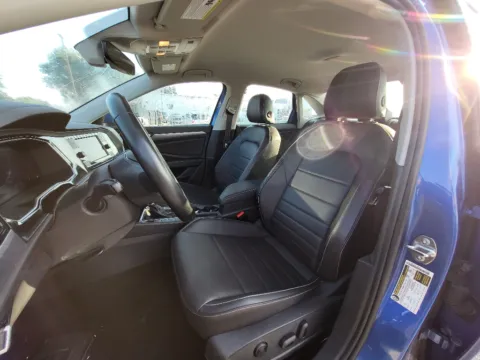 More photos of 2024 Volkswagen Jetta SE at Dorsett Mitsubishi, IN