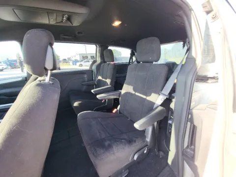 More photos of 2014 Dodge Grand Caravan SXT at Dorsett Mitsubishi, IN