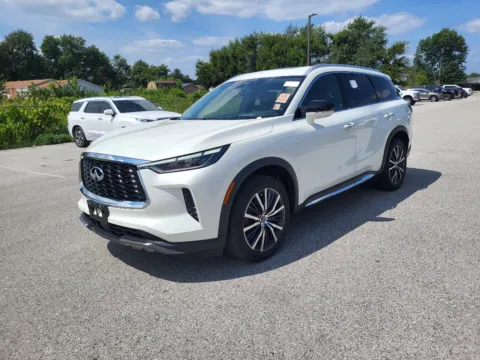 White 2024 INFINITI QX60 SENSORY for sale in Terre Haute, IN