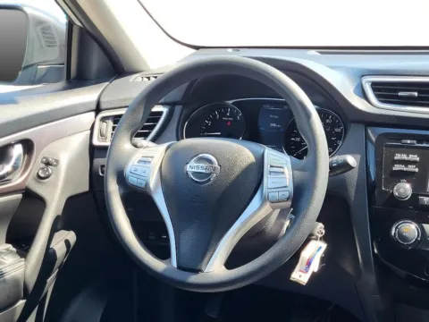 More photos of 2015 Nissan Rogue S at Dorsett Mitsubishi, IN