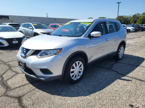Silver 2015 Nissan Rogue S for sale in Terre Haute, IN