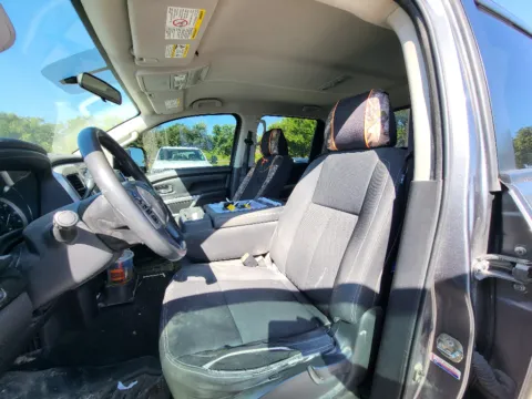 More photos of 2019 Nissan Titan XD SV at Dorsett Mitsubishi, IN