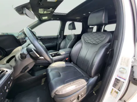 More photos of 2021 Hyundai Palisade Ultimate Calligraphy at Dorsett Mitsubishi, IN