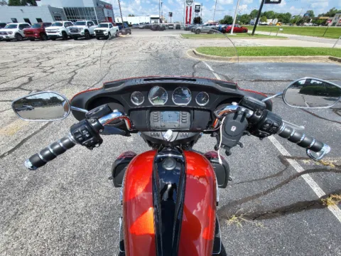 Photos of 2014 Harley-Davidson FLHTCUI Ultra Classic for sale in Terre Haute, IN at Dorsett Mitsubishi