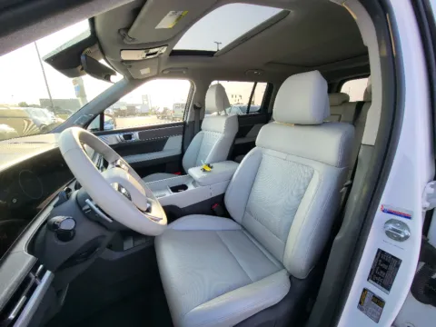 More photos of 2024 Hyundai Santa Fe Limited at Dorsett Mitsubishi, IN
