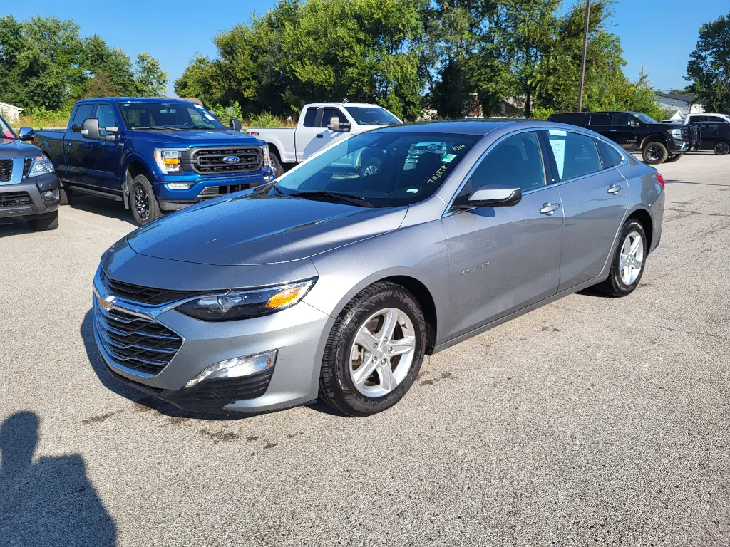 Gray 2024 Chevrolet Malibu LT for sale in Terre Haute, IN