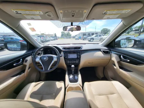 Photos of 2016 Nissan Rogue SL for sale in Terre Haute, IN at Dorsett Mitsubishi