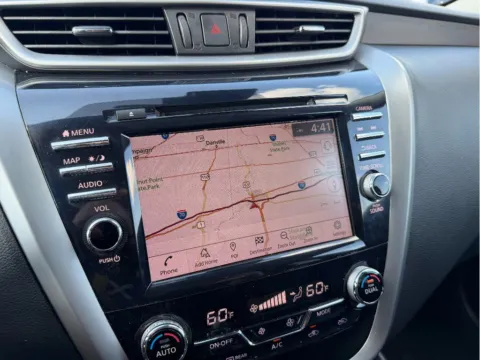 More photos of 2019 Nissan Murano Platinum at Dorsett Mitsubishi, IN