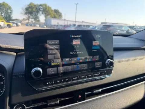 More photos of 2022 Mitsubishi Outlander SE at Dorsett Mitsubishi, IN