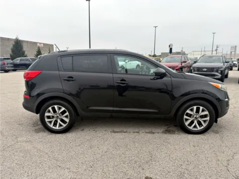 More photos of 2016 Kia Sportage LX at Dorsett Mitsubishi, IN