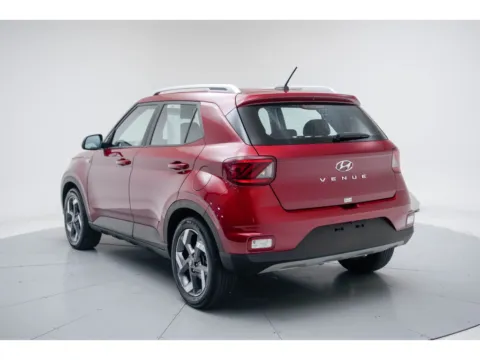 More photos of 2025 Hyundai Venue SEL at Dorsett Mitsubishi, IN