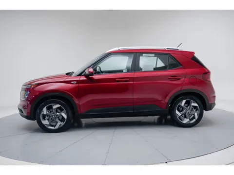 Photos of 2025 Hyundai Venue SEL for sale in Terre Haute, IN at Dorsett Mitsubishi