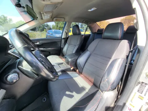 More photos of 2016 Toyota Camry SE at Dorsett Mitsubishi, IN