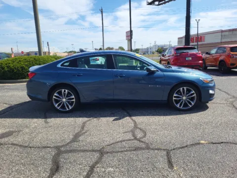 More photos of 2025 Chevrolet Malibu LT at Dorsett Mitsubishi, IN