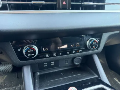 More photos of 2025 Mitsubishi Outlander SE at Dorsett Mitsubishi, IN
