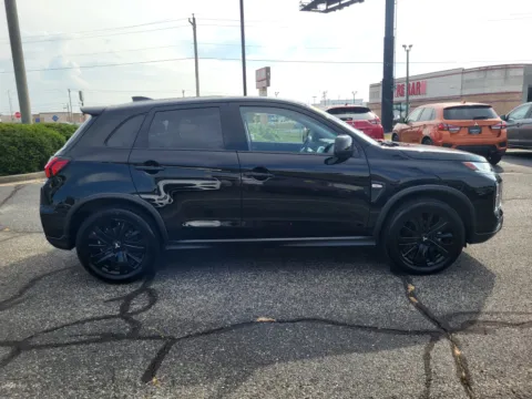 More photos of 2022 Mitsubishi Outlander Sport LE at Dorsett Mitsubishi, IN