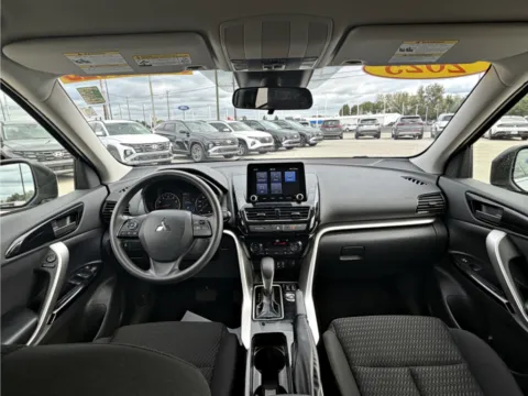 More photos of 2025 Mitsubishi Eclipse Cross LE at Dorsett Mitsubishi, IN
