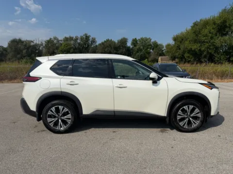 More photos of 2021 Nissan Rogue SV at Dorsett Mitsubishi, IN