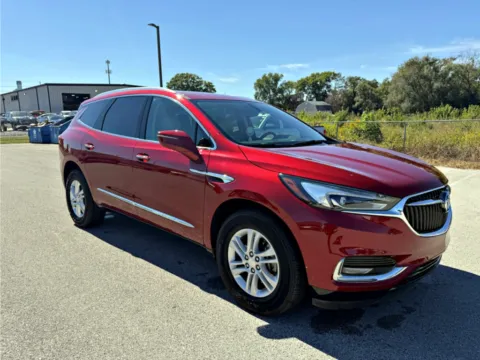 More photos of 2018 Buick Enclave Essence at Dorsett Mitsubishi, IN
