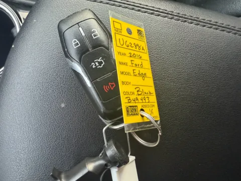 Photos of 2016 Ford Edge SEL for sale in Terre Haute, IN at Dorsett Mitsubishi