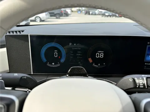 More photos of 2024 Hyundai SANTA FE at Dorsett Mitsubishi, IN