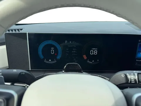 More photos of 2024 Hyundai Santa Fe SEL at Dorsett Mitsubishi, IN