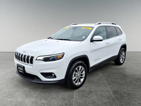 White 2019 Jeep Cherokee Latitude Plus for sale in Terre Haute, IN