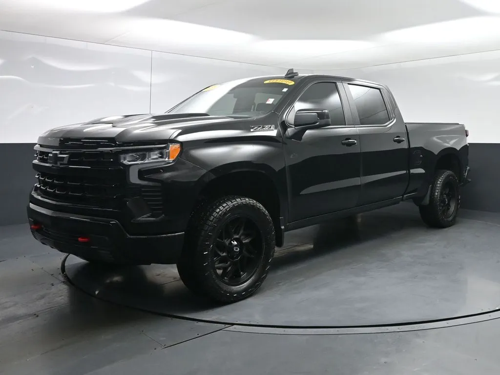 2023 Chevrolet Silverado LT Trail Boss for sale in Terre Haute, IN