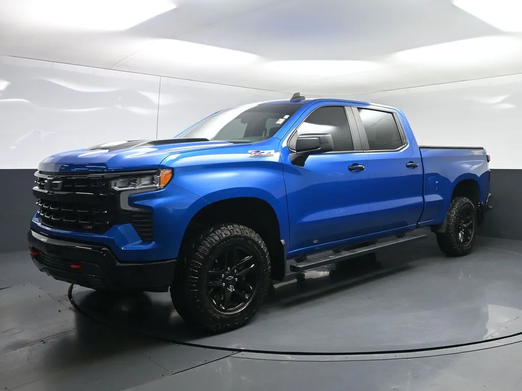 2022 Chevrolet Silverado LT Trail Boss for sale in Terre Haute, IN