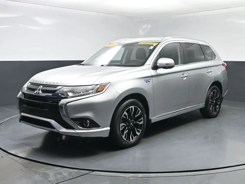 2018 Mitsubishi Outlander PHEV SEL for sale in Terre Haute, IN
