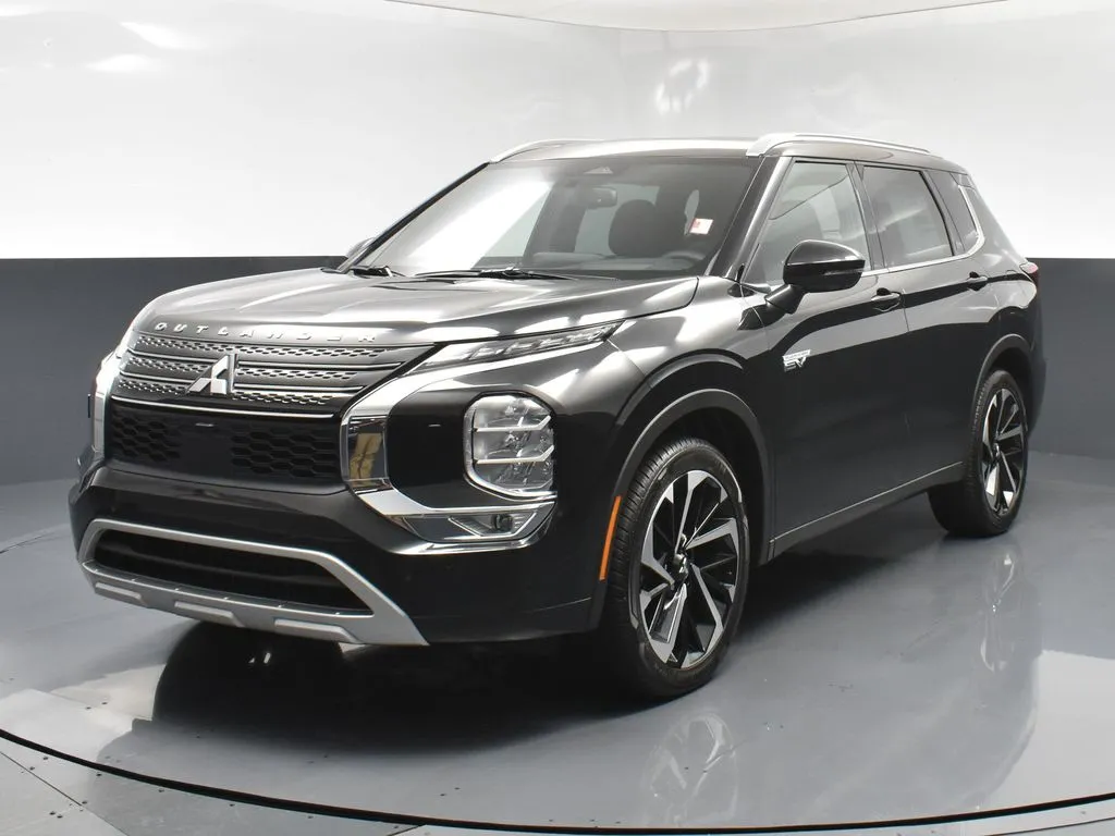 2023 Mitsubishi Outlander PHEV 40th Anniversary for sale in Terre Haute, IN