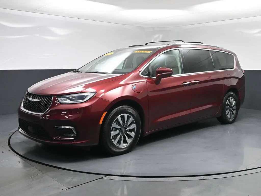 2021 Chrysler Pacifica Hybrid Touring L