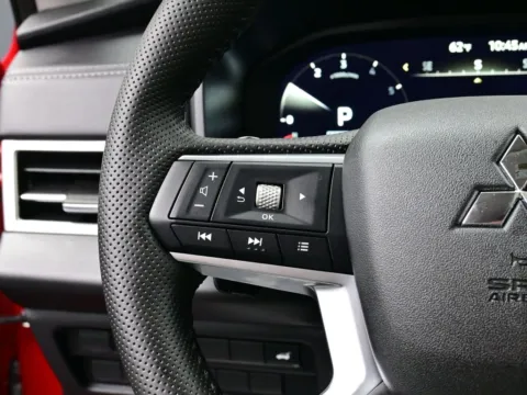 More photos of 2025 Mitsubishi Outlander SE at Dorsett Mitsubishi, IN