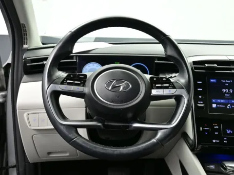 More photos of 2022 Hyundai Tucson SEL at Dorsett Mitsubishi, IN