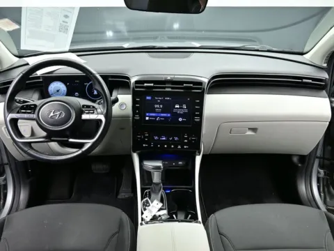 Photos of 2022 Hyundai Tucson SEL for sale in Terre Haute, IN at Dorsett Mitsubishi
