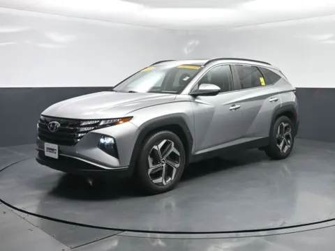 Silver 2022 Hyundai Tucson SEL for sale in Terre Haute, IN