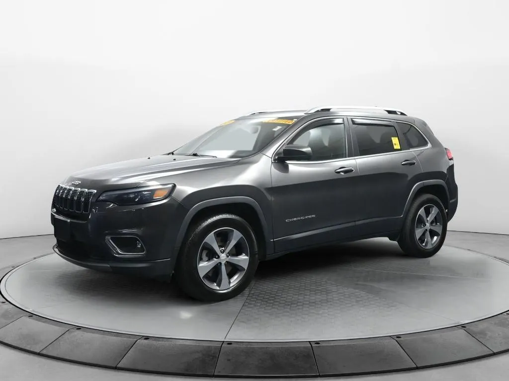 Gray 2019 Jeep Cherokee Limited for sale in Terre Haute, IN