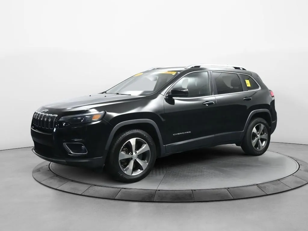 Black 2020 Jeep Cherokee Limited for sale in Terre Haute, IN