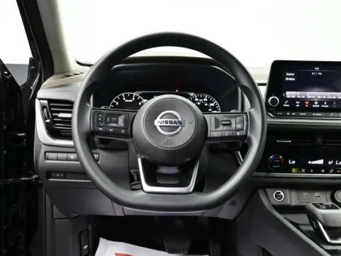 More photos of 2021 Nissan Rogue SV at Dorsett Mitsubishi, IN