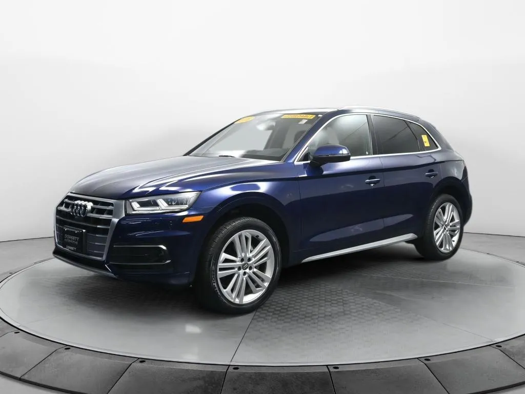 Blue 2018 Audi Q5 Prestige for sale in Terre Haute, IN