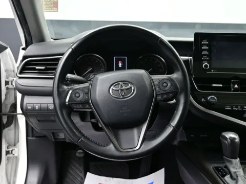 More photos of 2022 Toyota Camry SE at Dorsett Mitsubishi, IN