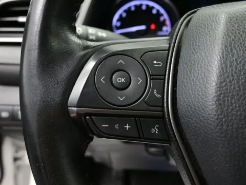 More photos of 2022 Toyota Camry SE at Dorsett Mitsubishi, IN