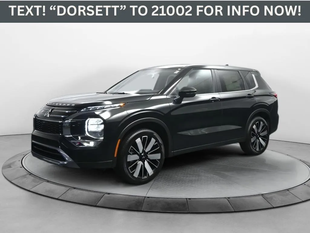Black 2025 Mitsubishi Outlander SE for sale in Terre Haute, IN