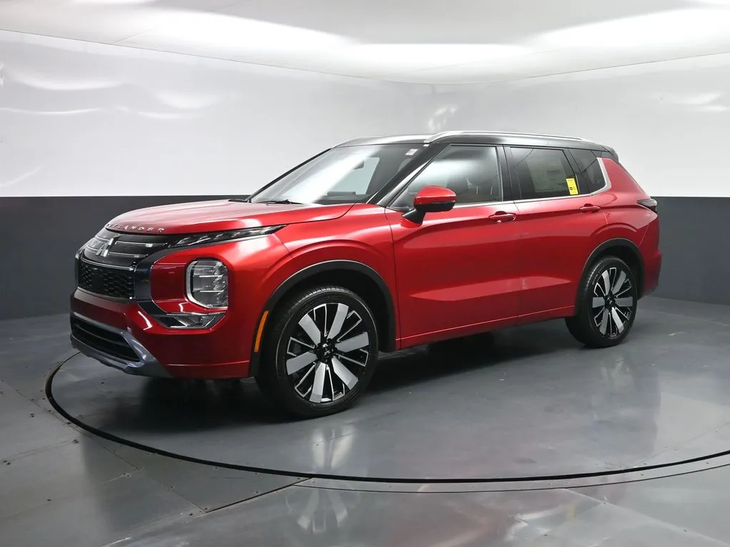 2025 Mitsubishi Outlander SEL