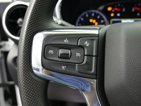 More photos of 2023 Chevrolet Blazer LT at Dorsett Mitsubishi, IN