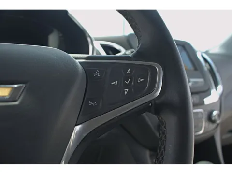 More photos of 2023 Chevrolet Equinox LT at Dorsett Mitsubishi, IN