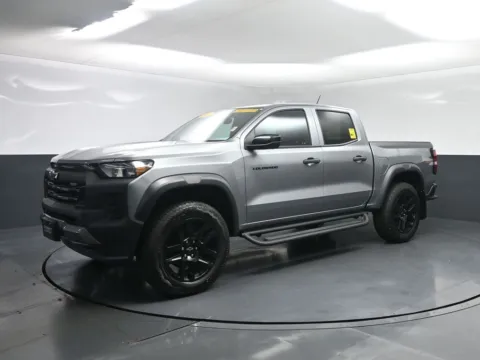 Gray 2024 Chevrolet Colorado 4WD Trail Boss for sale in Terre Haute, IN