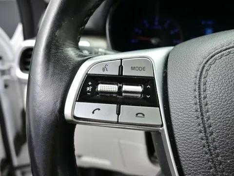 More photos of 2022 Kia Telluride EX at Dorsett Mitsubishi, IN