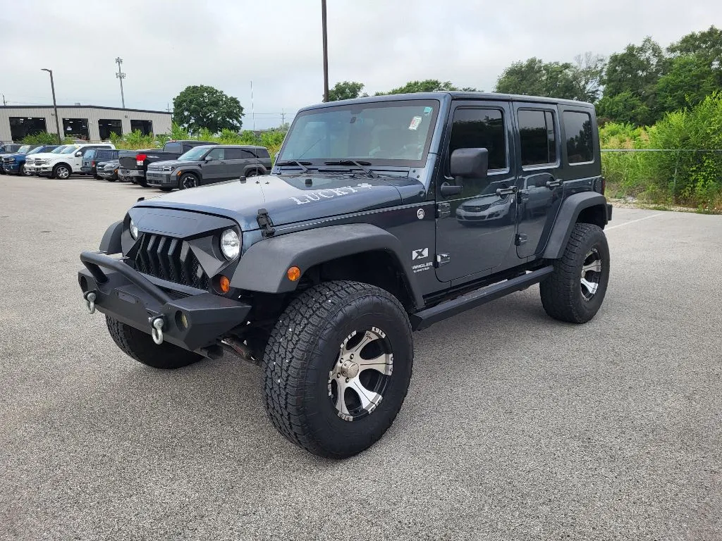 Blue 2008 Jeep Wrangler Unlimited Unlimited X for sale in Terre Haute, IN