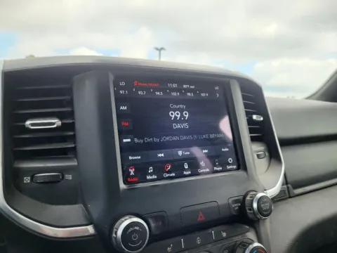 More photos of 2021 Ram 1500 Big Horn at Dorsett Mitsubishi, IN